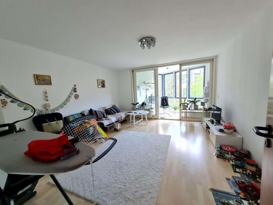 Modernes Wohnen in beliebter Wohnlage Stuttgart-Mitte/West - stufenlos, hell, komfortabel! - Wohnzimmer
